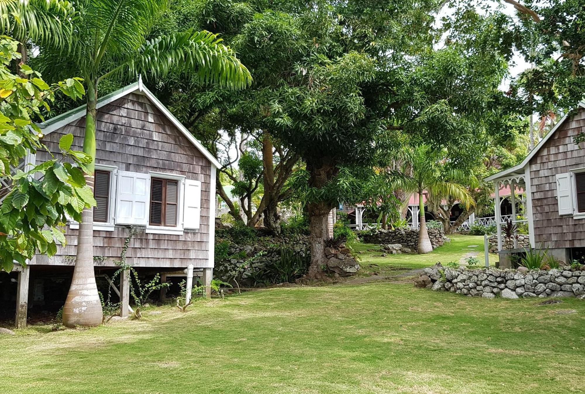 נוויס The Hermitage Inn מראה חיצוני תמונה